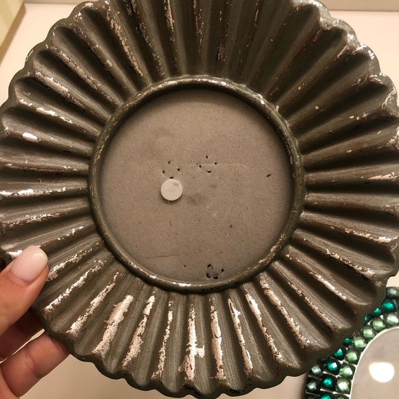 4 picture frames - Picture 3 of 5